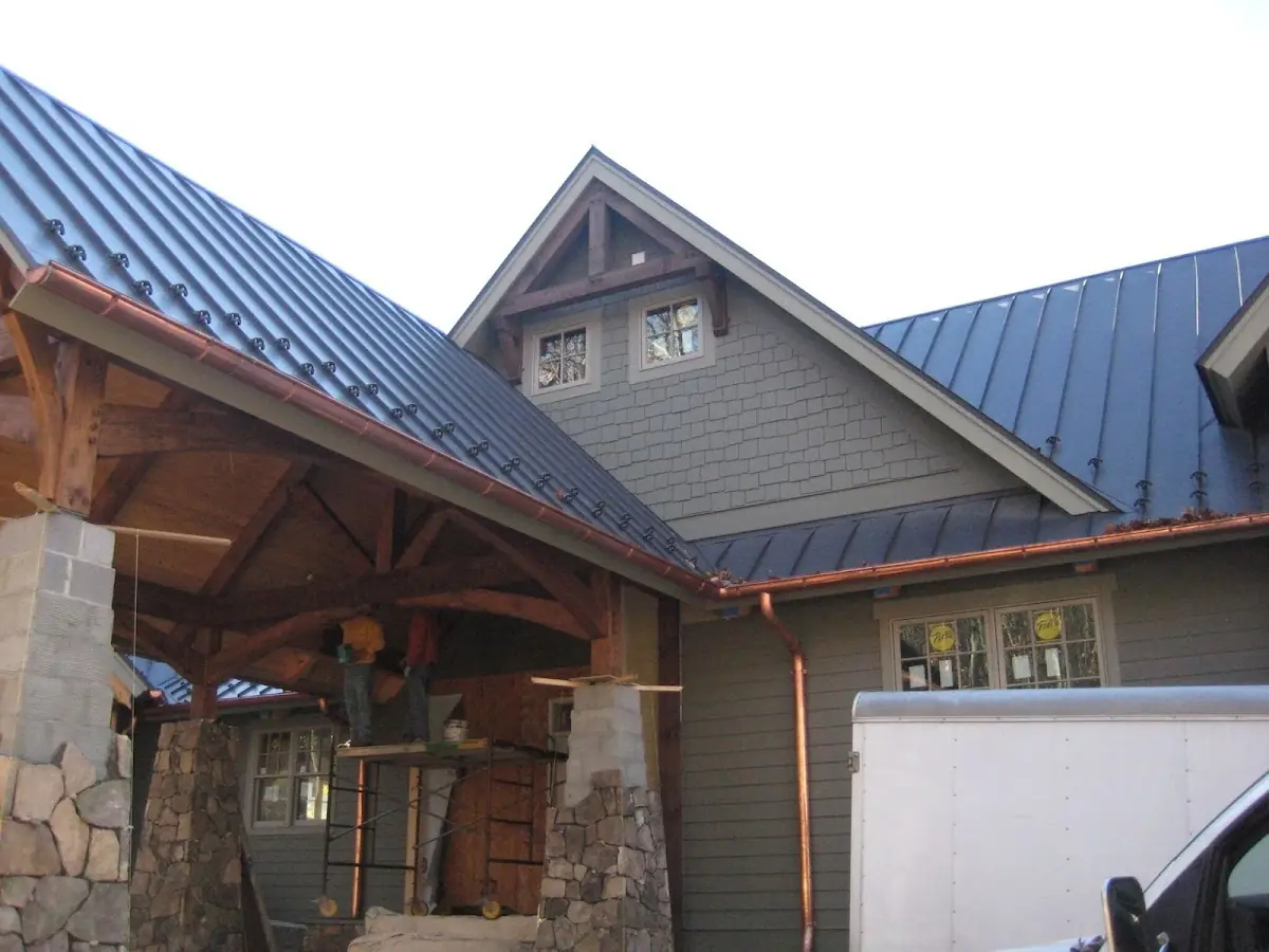 Craftsman Roofing team delivering quality roofing work in Upper Washington - Spring Street